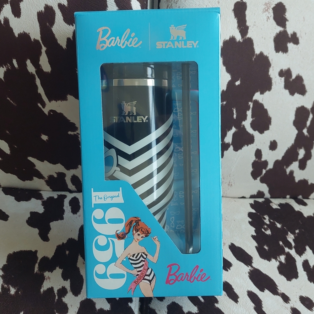 Barbie x Stanley The Original 1959 Barbie 40 oz Tumbler Set NIB